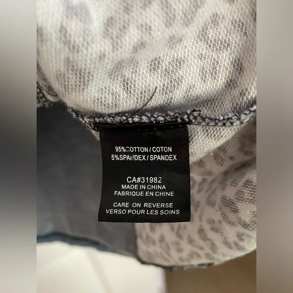 Minkas Denim & Leopard Print Blouse - Picture 4 of 5